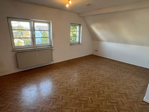 Schönes Wohn-/ Schlafzimmer - 1 Zimmer Etagenwohnung zur Miete in Bad Oeynhausen