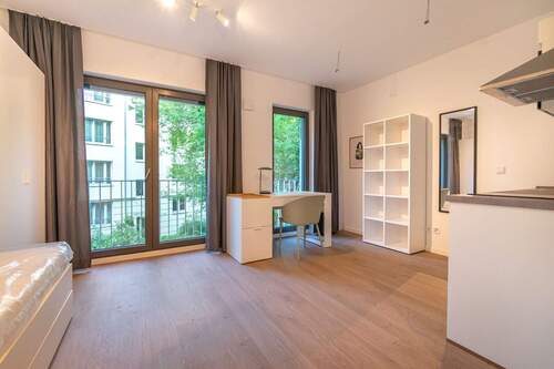Wohnbereich - 1 Zimmer Etagenwohnung zum Kaufen in Berlin