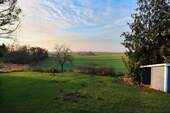 Ausblick vom Grundstück - 