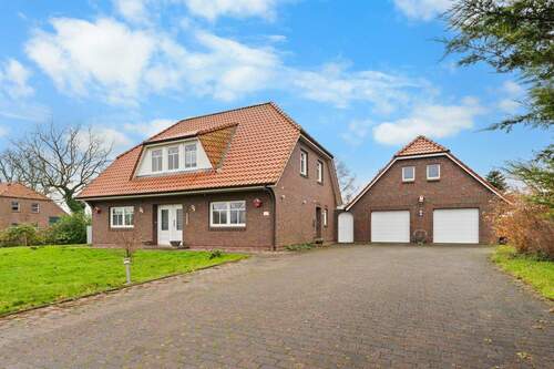 Außensicht - 5 Zimmer Einfamilienhaus zum Kaufen in Blomberg