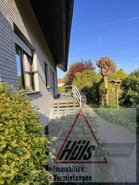 Eingangsbereich - 5 Zimmer Mehrfamilienhaus, Wohnhaus in Osnabrück