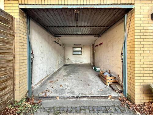 Garage - 