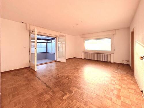 Wohnzimmer Erdgeschoss - Einfamilienhaus mit 108,70 m&sup2; in Pattensen zum Kaufen