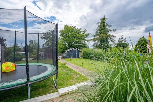 Garten - 5 Zimmer Einfamilienhaus zum Kaufen in Düren