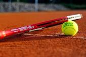 Tennisplätze direkt an der Anlage - 