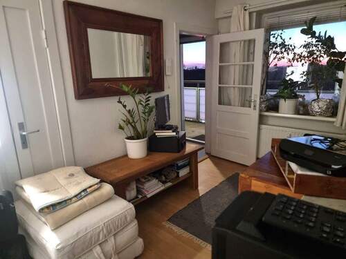 Wohnzimmer mit Blick zur Haustür .jpg - 