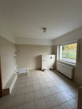 Badezimmer - Reihenmittelhaus mit 96,00 m&sup2; in Falkensee zum Kaufen