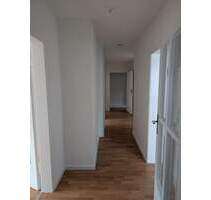 geräumige Souterrain Wohnung mit hellem Ambiente - Jena Nord