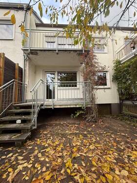 Hausansicht - 5 Zimmer Reihenmittelhaus zum Kaufen in Wendelstein