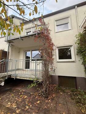 Hausansicht - Reihenmittelhaus mit 130,00 m&sup2; in Wendelstein zum Kaufen