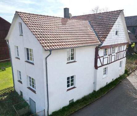 Außenansicht - Einfamilienhaus mit 140,00 m&sup2; in Waldkappel zum Kaufen