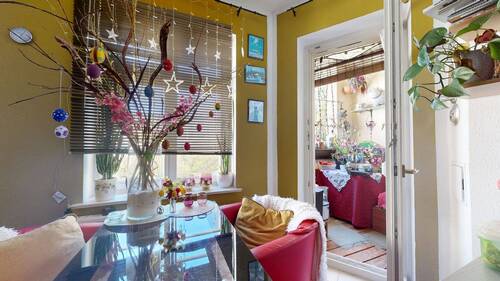 Küche Zugang Loggia - 2 Zimmer Etagenwohnung in Leipzig