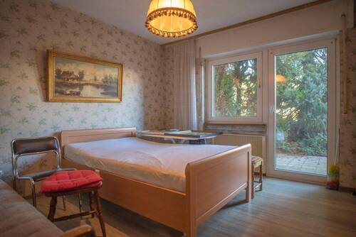 Schlafzimmer EG - 