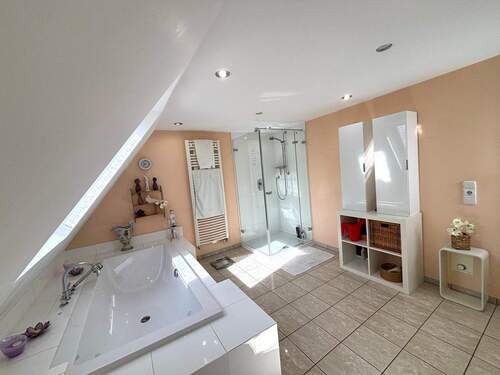 tempImageRqNtcc.jpg - 