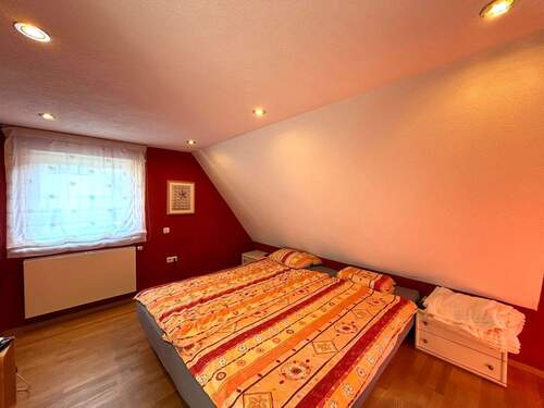 tempImageckg5mi.jpg - 