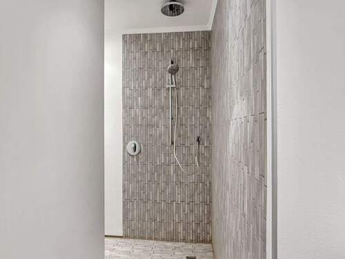 Dusche in Duschbad 1 - 