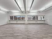Büro / Atelier (oder Umbau in 2. Wohnung) - 