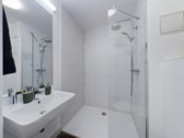 Badezimmer - Etagenwohnung mit 20,90 m² in Berlin zur Miete