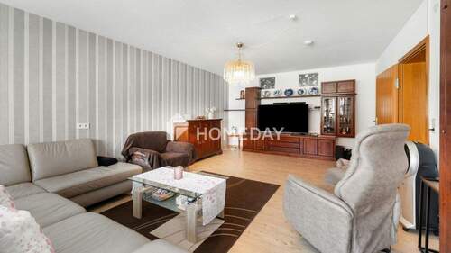 1. OG Wohnzimmer 1 - 