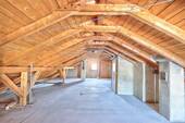 Dachstuhl mit Ausbau Potenzial - 