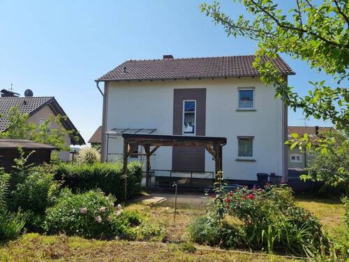10.jpg - 5 Zimmer Mehrfamilienhaus, Wohnhaus in Giebelstadt