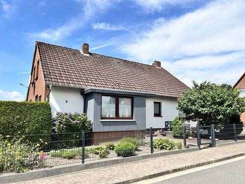 Bild 2 - 6 Zimmer Einfamilienhaus zum Kaufen in Steyerberg