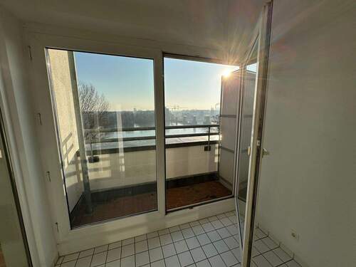 Balkon mit Havelblick - 2 Zimmer Etagenwohnung zum Kaufen in Berlin