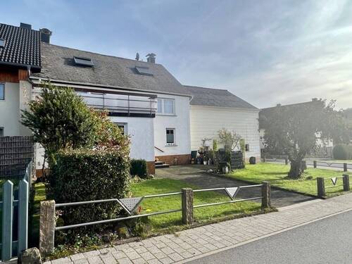 Groß (IMG_2454).jpeg - Einfamilienhaus mit 160,00 m² in Arzfeld zum Kaufen