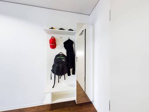 Garderobe - Etagenwohnung mit 28,10 m² in München zur Miete