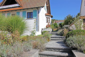 Naturstein-Aufgang - 4 Zimmer Mehrfamilienhaus, Wohnhaus in Albstadt-Truchtelfingen