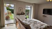 Schlafzimmer EG mit Terrasse - 