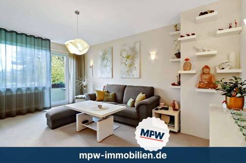 Wohnzimmer - Top gepflegt und bezugsbereit: modern & flexibel nutzbar für Sie