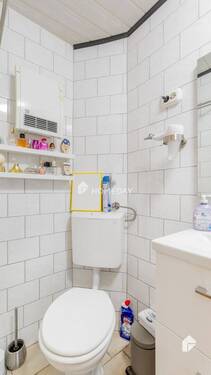 1. OG Badezimmer 2 - 