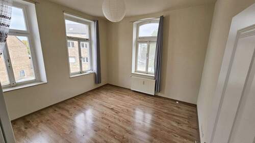 Bild 1 - Schicke Wohnung in wunderschönem Altbau in Odenkirchen!