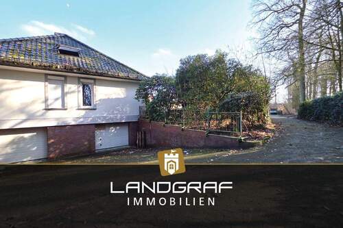 Hofzufahrt - 6 Zimmer Mehrfamilienhaus, Wohnhaus in Harpstedt