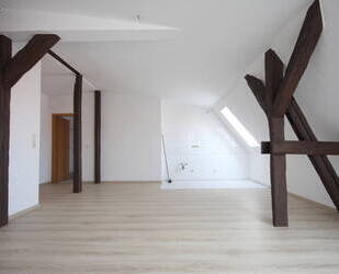 Bezugsfreie 2-Zimmer-Dachgeschosswohnung im beliebten Jahnschulviertel - Wittenberge