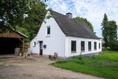 Front des Abnahmehauses - 
