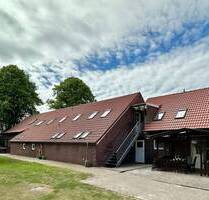 Ferienanwesen mit zwei Badeseen, Tierhaltung & Ausbaupotenzial - ca. 4,5 ha Naturidylle - Wittmund Ardorf