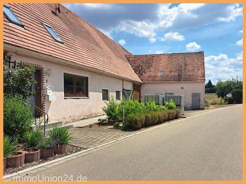 Bild 1 - Resthof mit ausbaufähigen 4 Wohnungen und Scheune- vielfältiges Nutzungspotenzial in ländlicher Lage