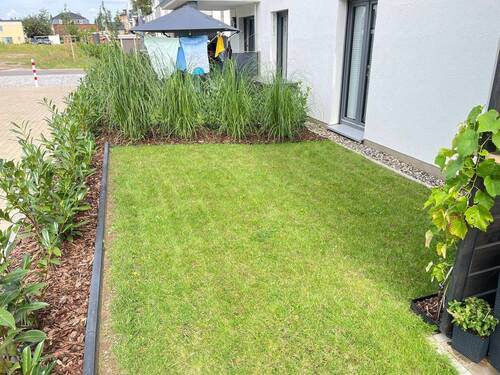 Terrasse mit Gartennutzung - 