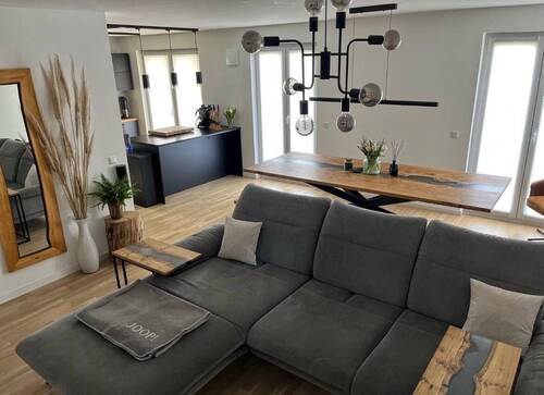 Wohnzimmer Mieter - 4 Zimmer Etagenwohnung zur Miete in Coswig