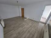 Wohn-/Esszimmer - 