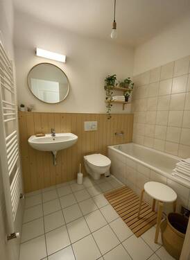 Bad - (KI generiert) - 