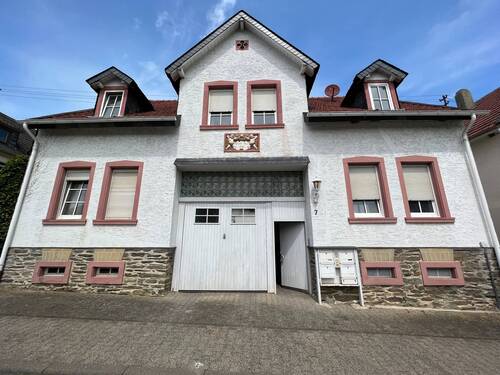 Vorderhaus - 1 Zimmer Einfamilienhaus zum Kaufen in Spall