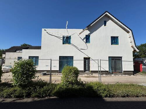 Baufortschritt Seitenansicht - 