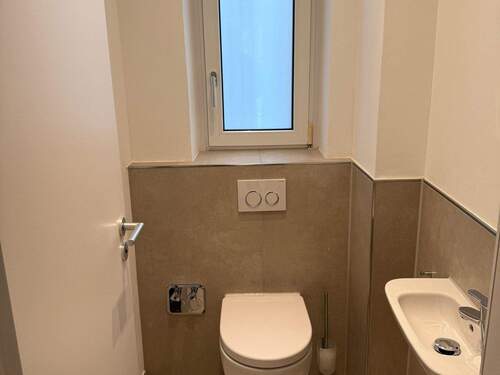 Gäste-WC.JPG - 