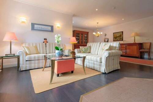 Wohnzimmer Ferienwohnung 02 - 