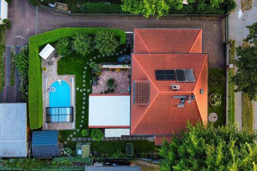 Blick auf das Grundstück - 4 Zimmer Einfamilienhaus in Berlin