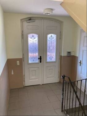 Hauseingang - Mehrfamilienhaus, Wohnhaus in Schmalkalden zum Kaufen