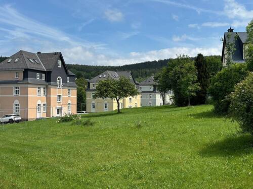 Gemeinschaftsgarten - 2 Zimmer Etagenwohnung zur Miete in Gornsdorf